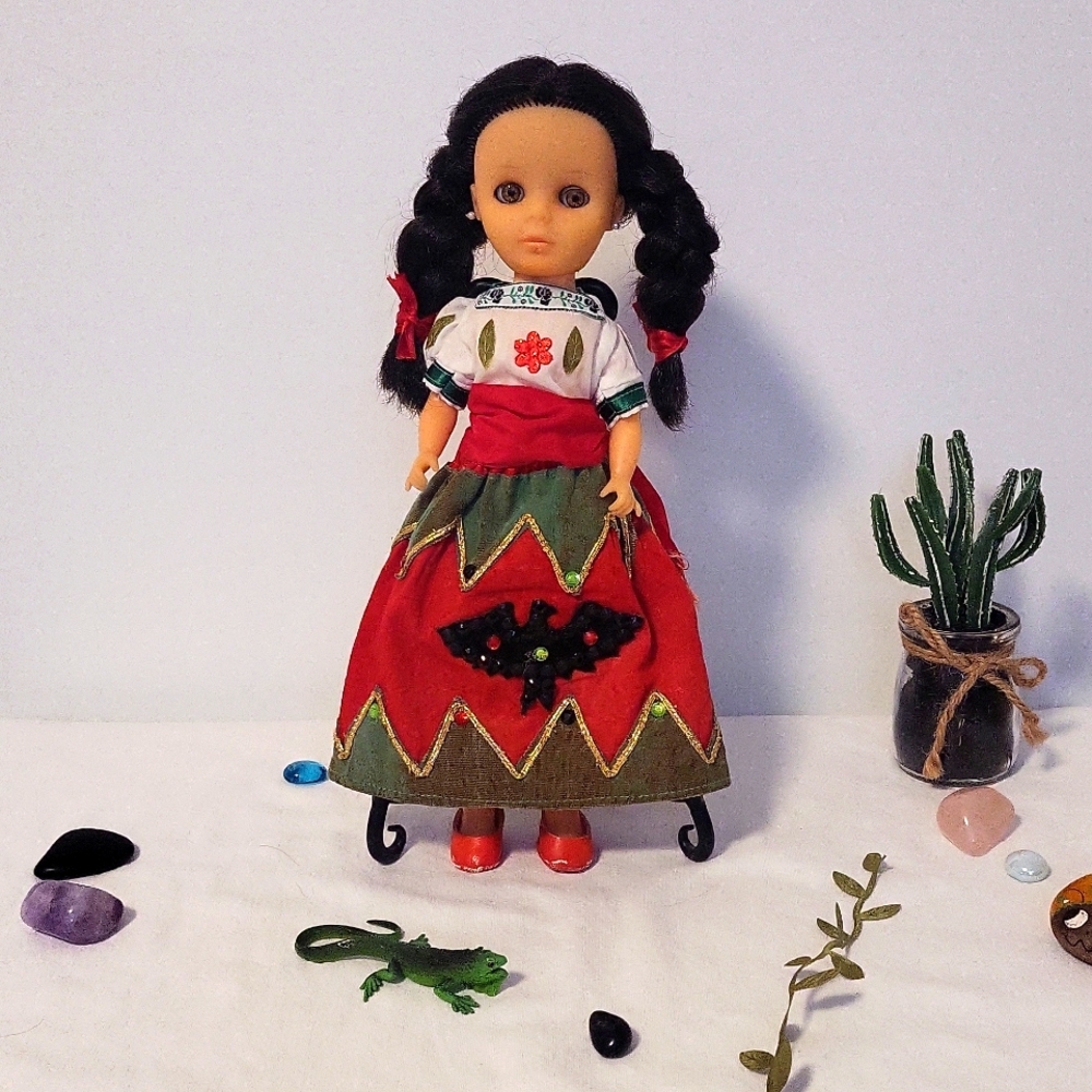 Vintage rare mexican (1960's) plastic collection Doll in a folk costume